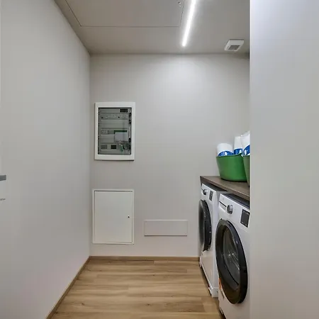Monolocale 2 - Via Sassi, Apartment *